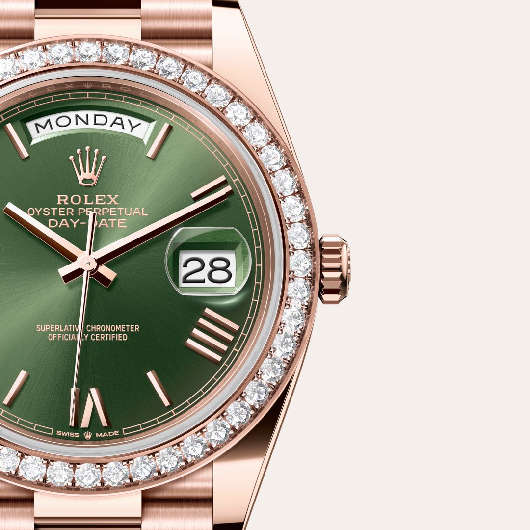 Rolex Day-Date Oyster, 40 mm, Everose gold and diamonds