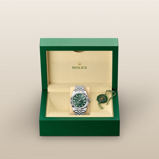Rolex Sky-Dweller Oyster, 42 mm, Oystersteel and white gold