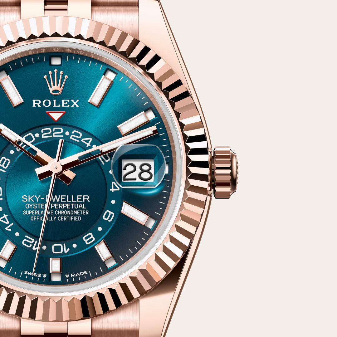 Rolex Sky-Dweller Oyster, 42 mm, Everose gold